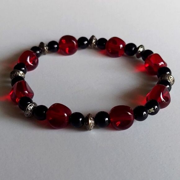 Handmade Red, Black, Silver Bracelet - Picture 12 of 12